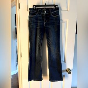 White House Black Market Boot Cut Jeans | Size 6P